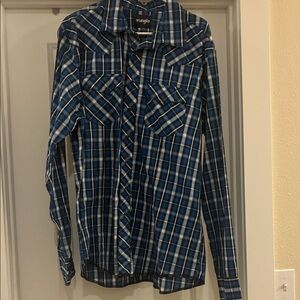 Wrangler Men's Navy and White Checkered Shirt